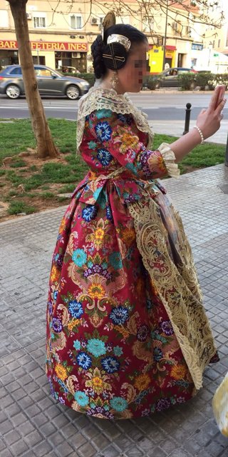 TRAJE DE FALLERA