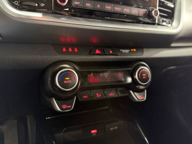 Kia Stonic 2025, foto 21
