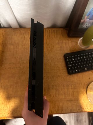 PS4 (PlayStation 4) Slim Negra