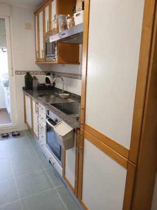 Cocina equipada madera y metal