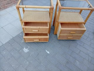 Set de 2 Mesillas de Noche de Mimbre con crista