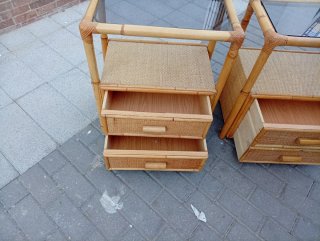 Set de 2 Mesillas de Noche de Mimbre con crista