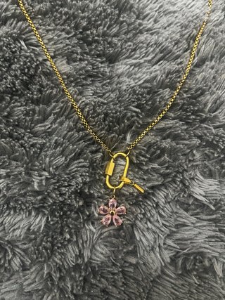 Collar dorado
