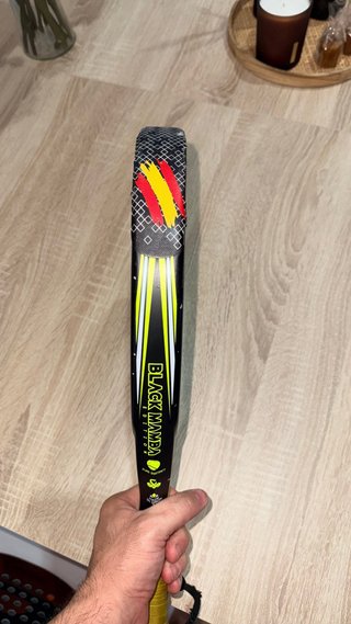 Pala de Pádel Vibor-A Black Mamba