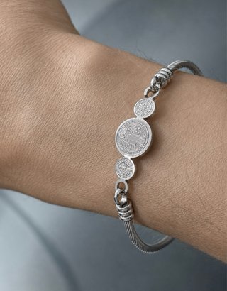 Pulseira de Aço Prateado com Medalha São Bento