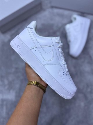 Zapatos blancos