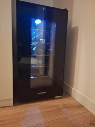 Nevera Vinos Klarstein. No funciona, para piezas