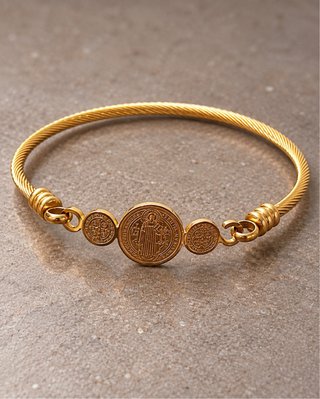 Pulseira de Aço Dourada com Medalha São Bento