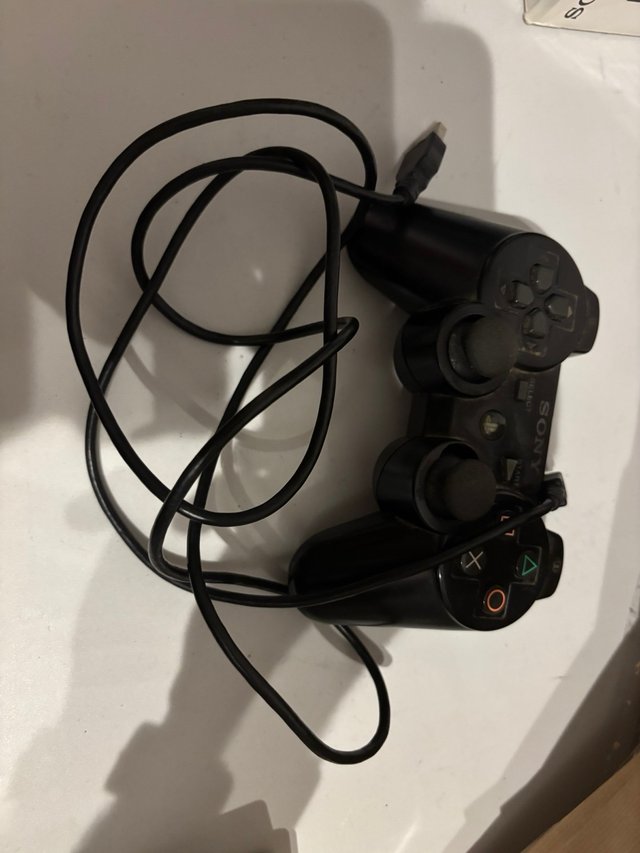 6 juegos + Consola PlayStation 3 80GB