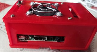 Raspberry Pi 1 B+ Caja Roja con Ventilador