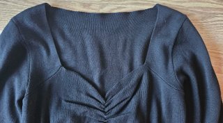 Jersey corto negro fruncido