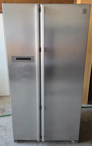 Frigorífico Americano Daewoo 577L