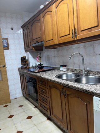 Cocina completa madera con electrodomésticos