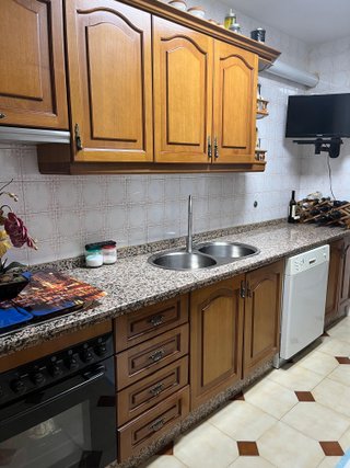 Cocina completa madera con electrodomésticos