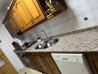 Cocina completa madera con electrodomésticos