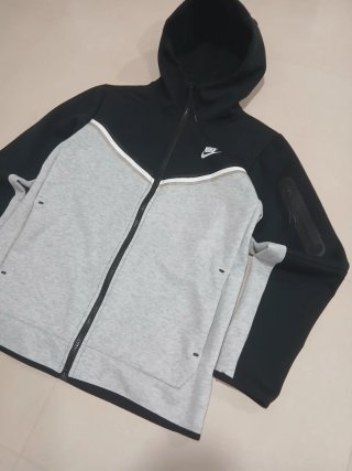 Chaqueta Nike Tech Fleece Gris y Negra