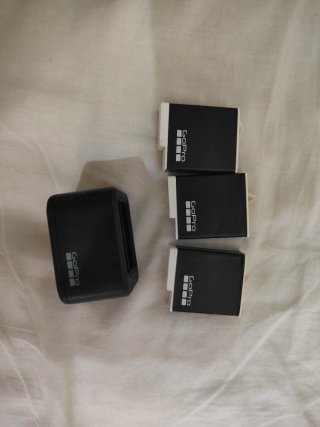 Baterías y cargador dual GoPro Hero 11