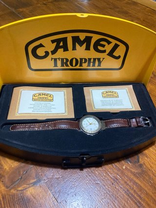 Orologio Camel Trophy con custodia