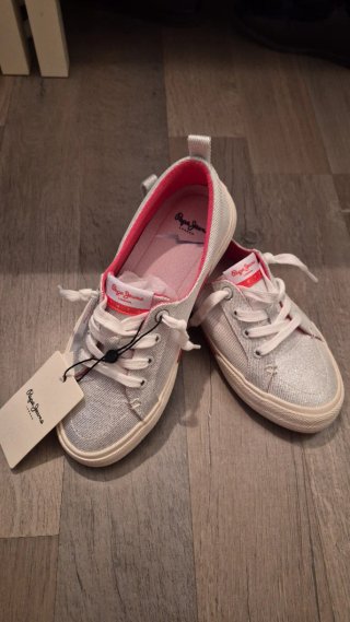 Bambas Pepe Jeans plateadas y rosas
