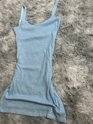 Stradivarius Vestido Lentejuelas – Azul Celeste