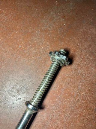 Barra de pesas roscada 5 kg