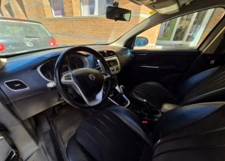 Lancia Delta 2010