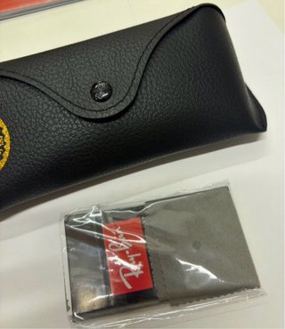 Funda gafas sol Ray-Ban negra + gamuza