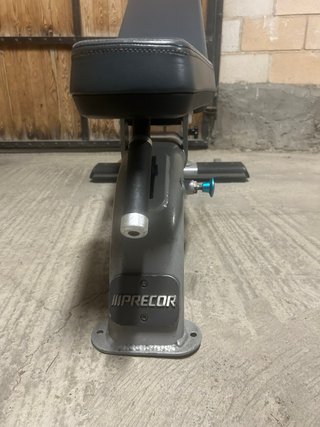 Banco de pesas Precor ajustable