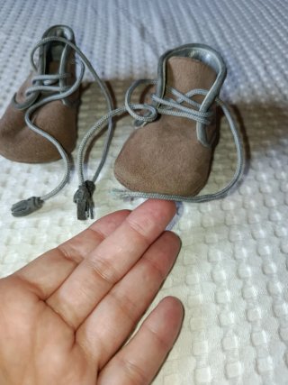 Botita bebé talla 17