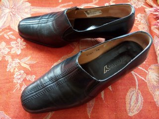 Zapatos GODY Ancho Especial Talla 38 Negros