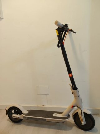 Patinete Eléctrico Xiaomi Mi Scooter 3