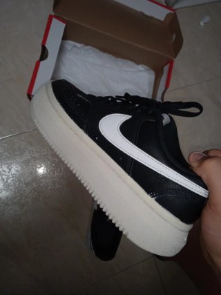 Zapatillas Nike Negras y Blancas