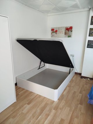 canapés, cómodas, armarios, colchones, somier, etc