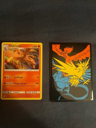 Carta Pokémon Charizard 5/18