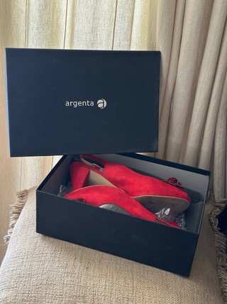 Tacones Argenta Tela Roja Flor