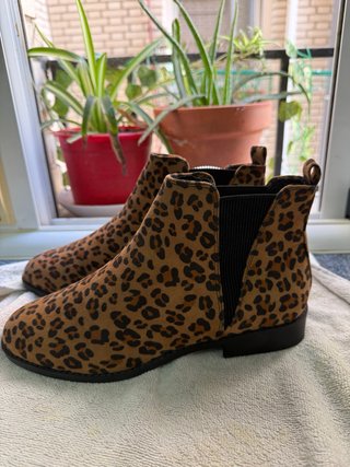 Botas de mujer con estampado de leopardo