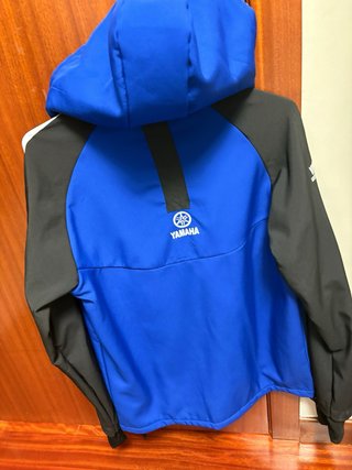 Chaqueta Yamaha GYTR Racing Azul y Negra
