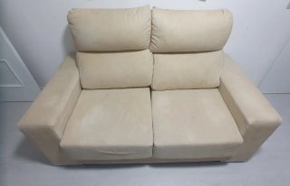 Sofá de 2 plazas beige
