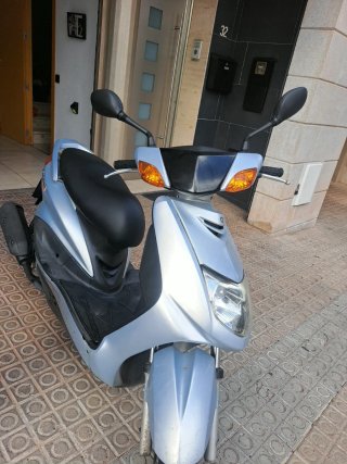 Yamaha Cygnus X Scooter Plata