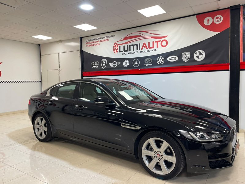 Jaguar XE 2.0 Diesel Portfolio Aut AWD 2017