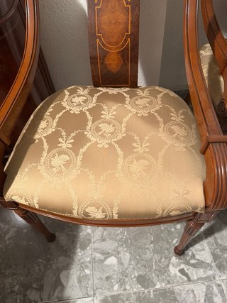 Sillas estilo antiguo madera y tela