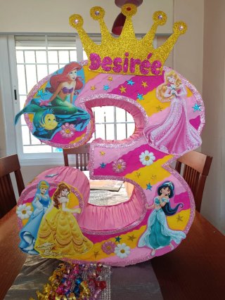 Piñata Princesas