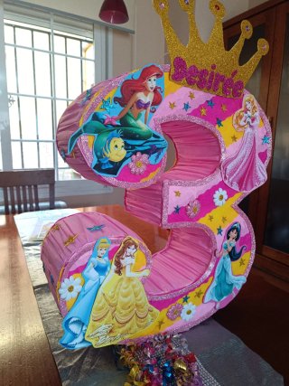 Piñata Princesas