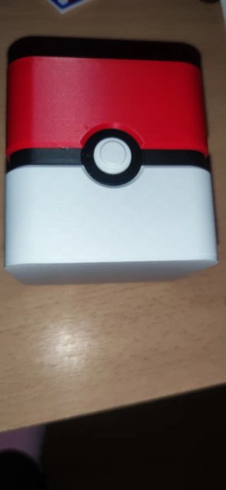 Caja tipo Pokémon para bolígrafos