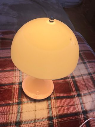 Lámpara de mesa táctil rosa y blanca