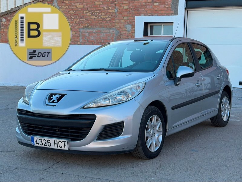 Peugeot 207 1.4 HDI Sport 5p (2009-) 2011