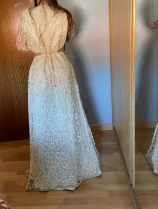 Vestido de fiesta largo con encaje
