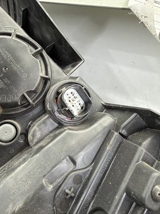 Faro Derecho Kia EV6 2021-2024 Original