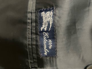 Blazer BURBERRY azul oscuro