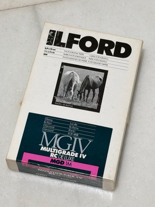 Papel Fotográfico Ilford Multigrade IV RC